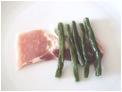 french beans wrapped in bacon